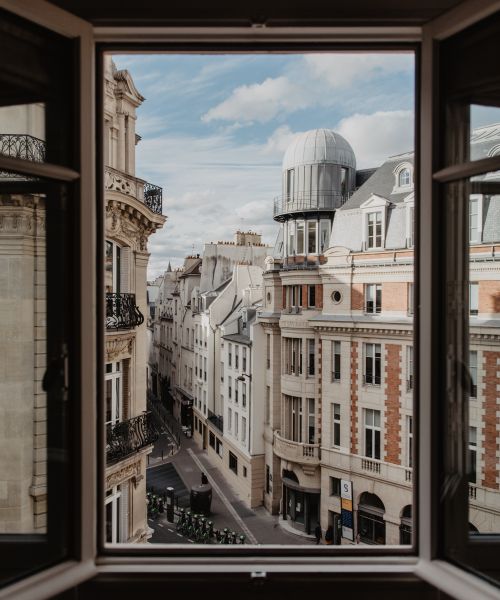 Вид на отель в Париже